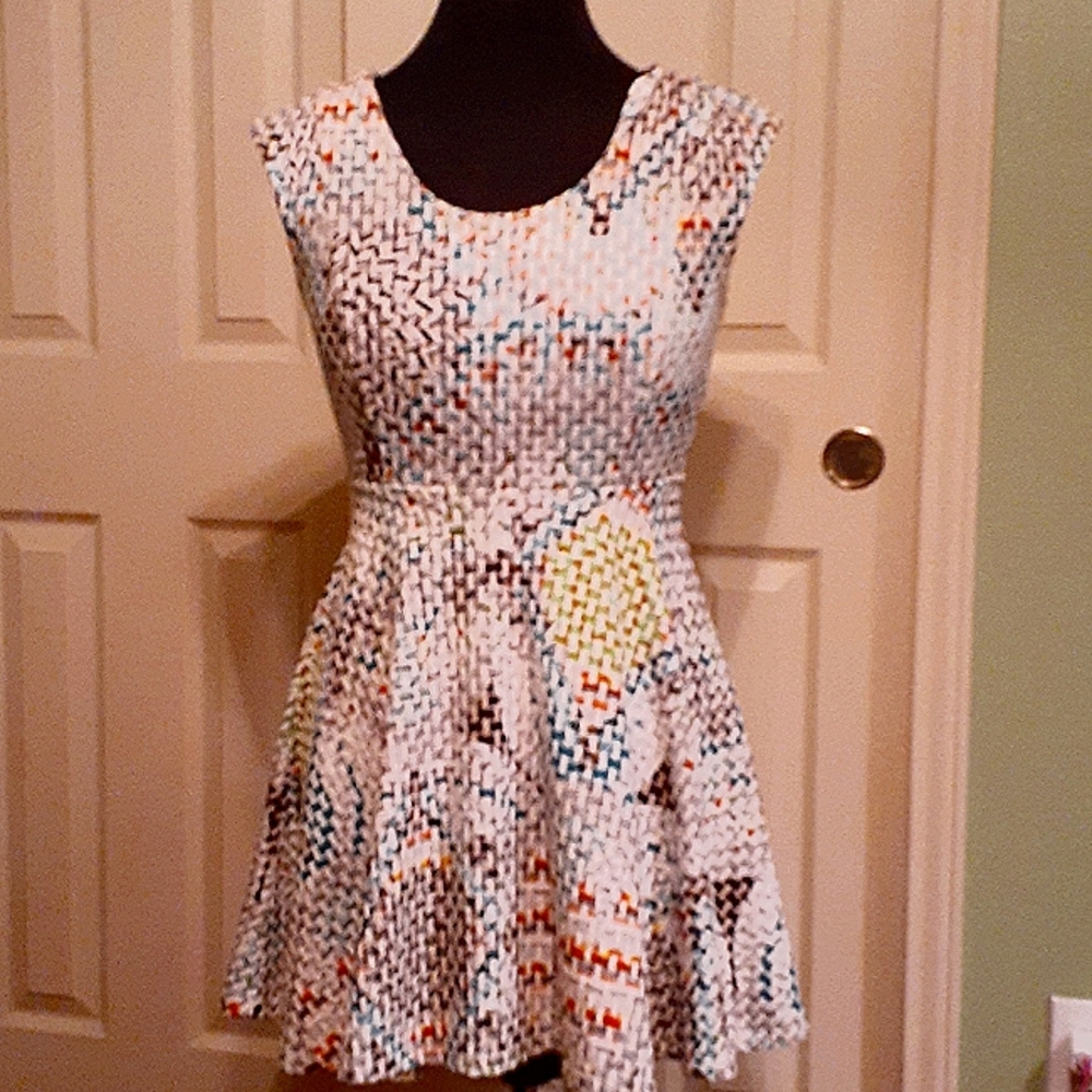 Chelsea & Violet Sleeveless Midi Dress